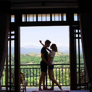 https://serenity-hill-oasis.kandyhotelsnow.com